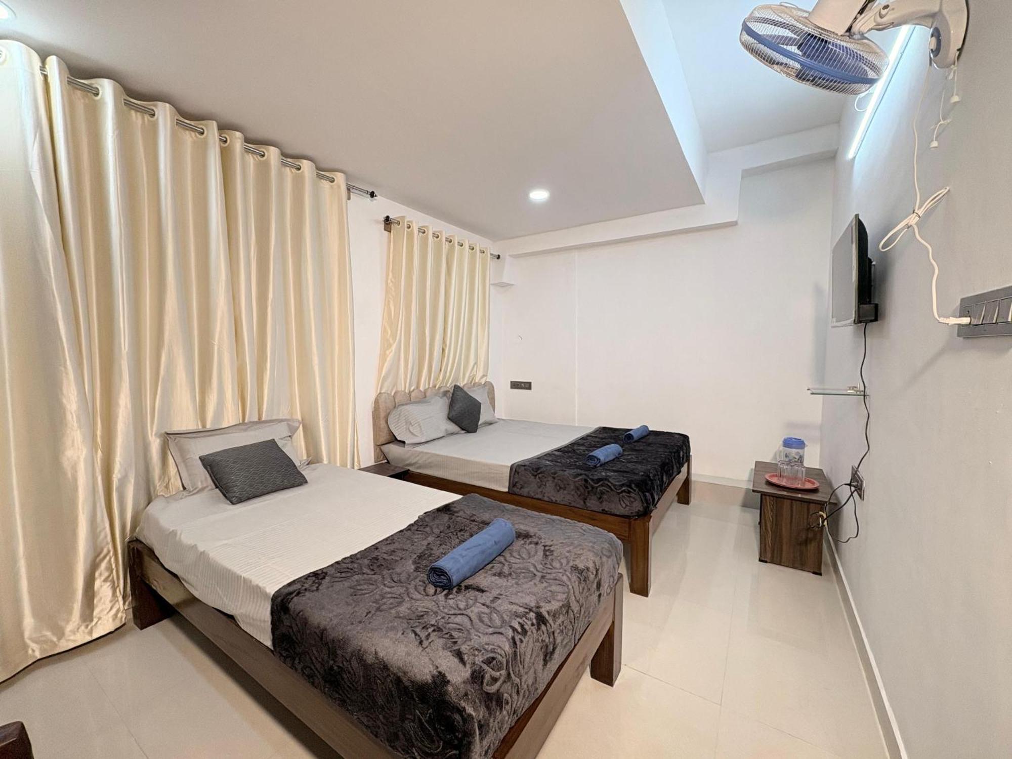 Spectra Inn Mysore Esterno foto